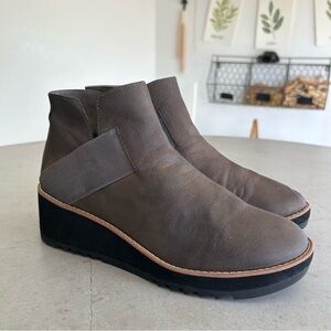 Eileen Fisher Lark Leather Ankle Wedge Booties Charcoal Gray Contemporary 8.5